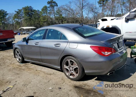 2014 Mercedes-Benz Cla 250 z USA, uszkodzony, nr VIN WDDSJ4EBXEN070810
